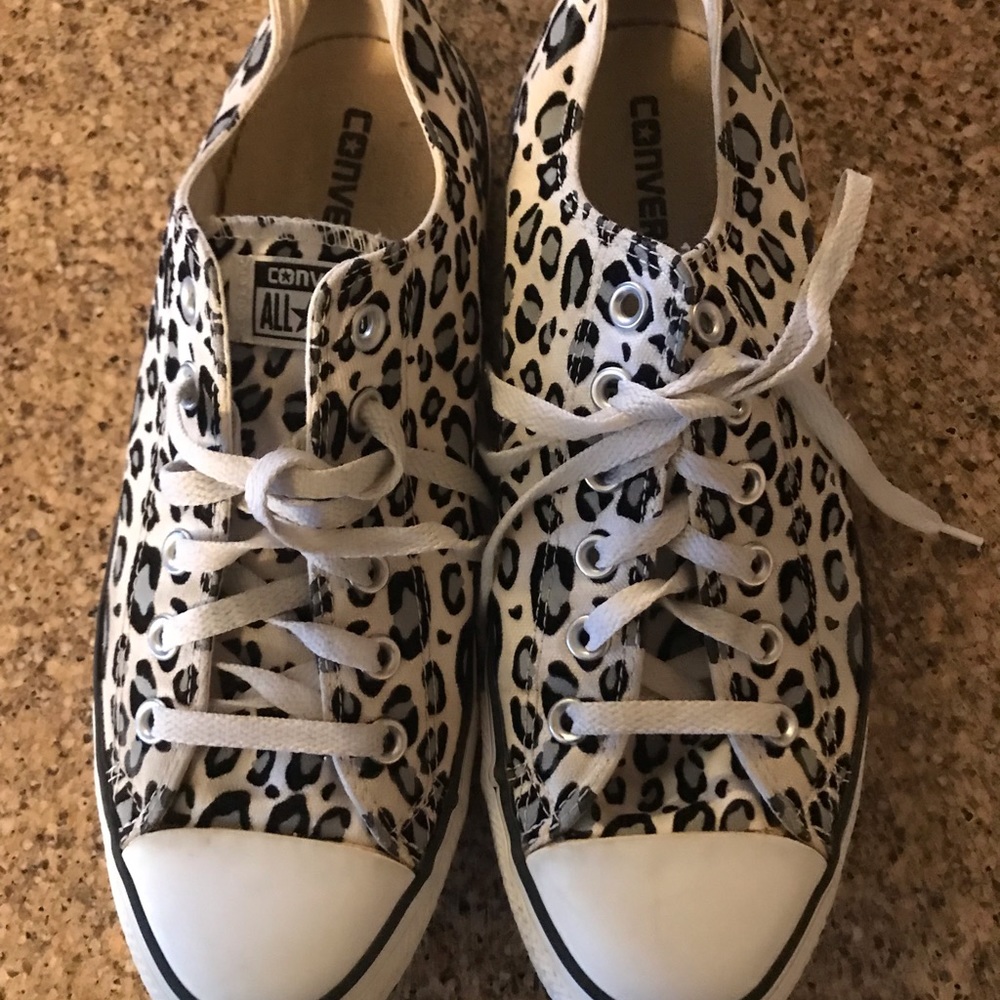 Leopard Converse